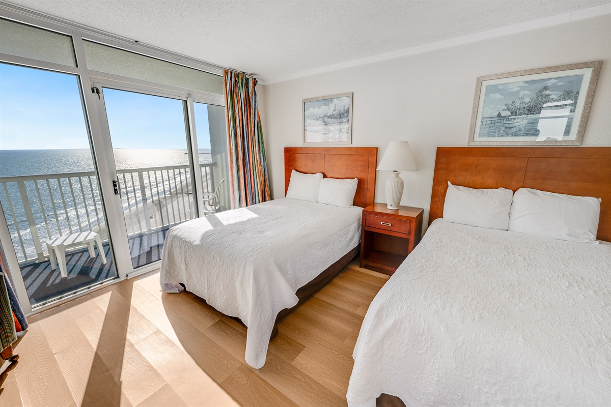 Beautiful Bedroom with Amazing Views 🌊☀️