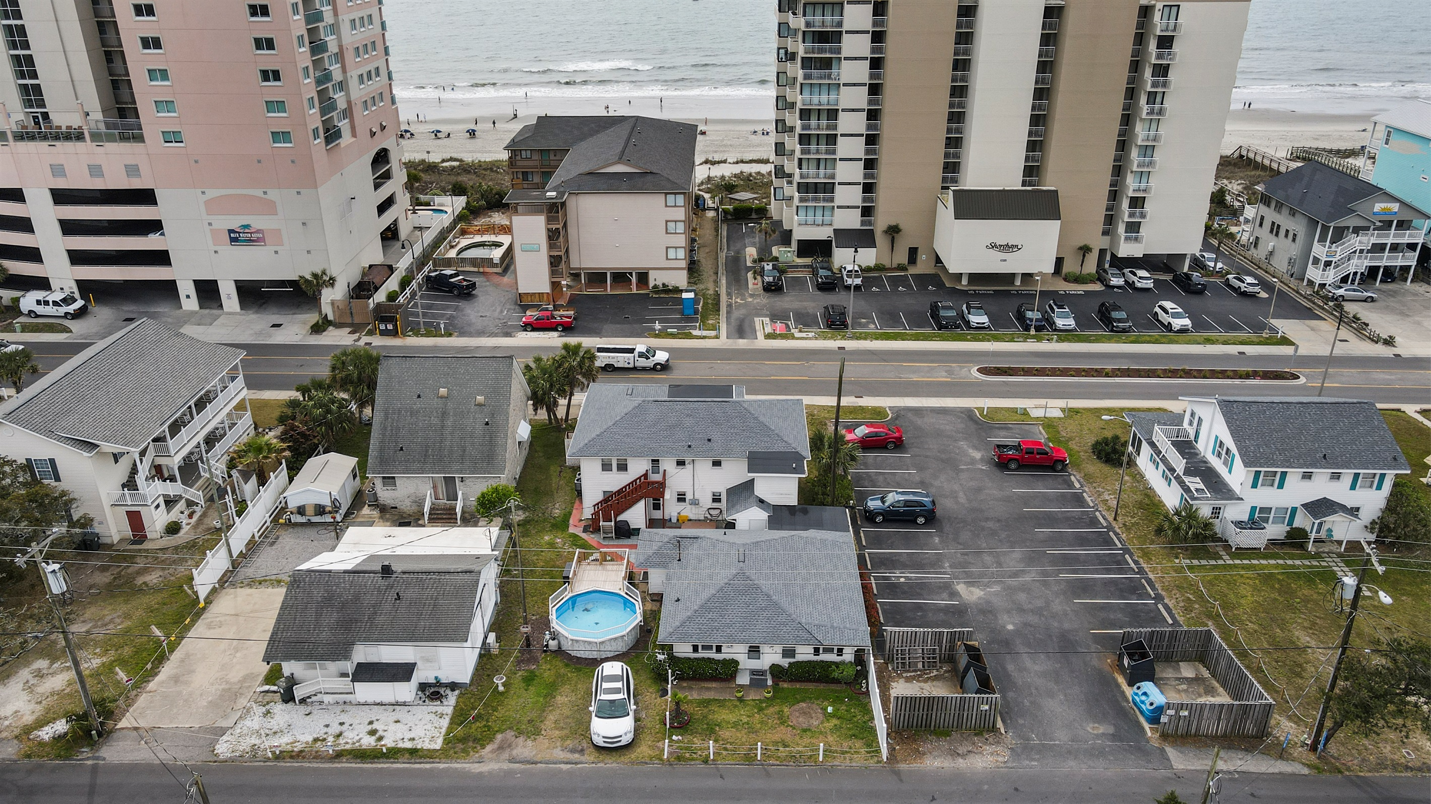 Ariel View 5 SeaGals and the Nest
