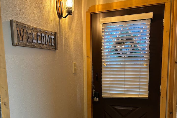 Front entry way with coat closet