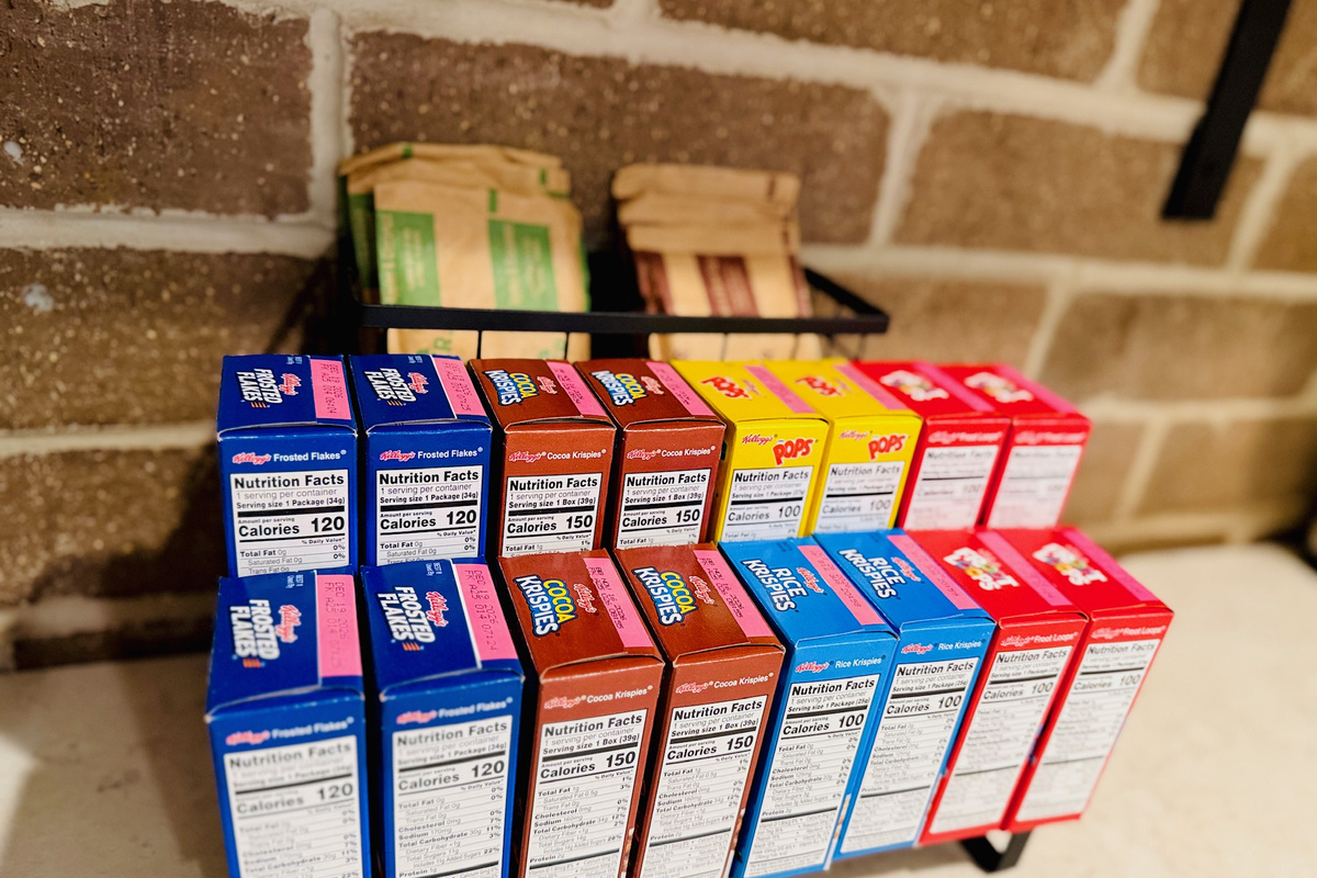 Assorted drink mixes are provided for guests.