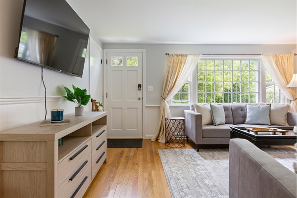 Let the day melt away on our cozy, sink-right-in sofa!