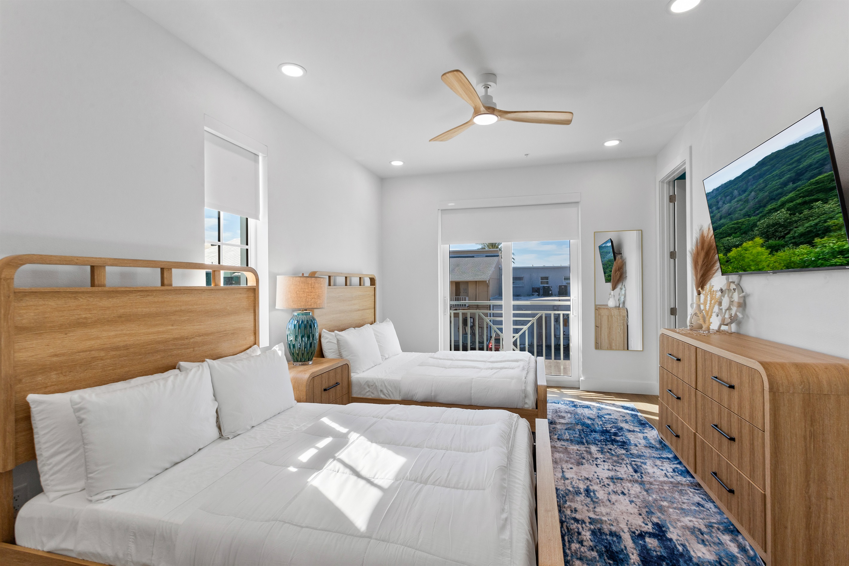 Beds can be converted to a king upon prior request