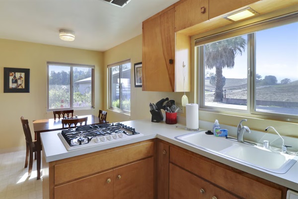 Kitchen and Breakfast Nook