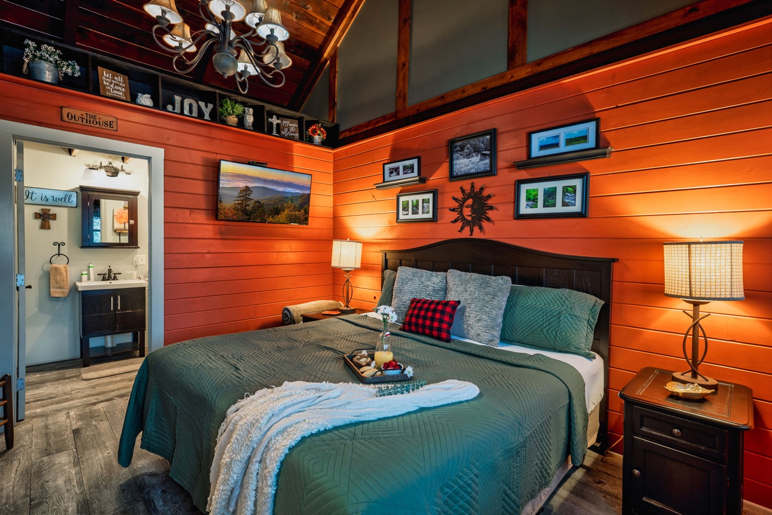 Master bedroom (king bed) with attached full bathroom on main floor. Sleeps 2