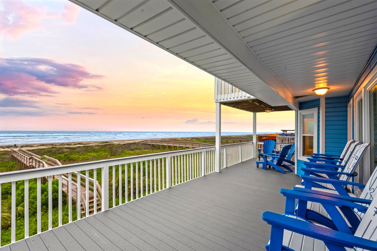 e0dd42a9961c45bba65f075ef493ccea Large | Beachhouse | Texas | TX | Vacation Homes | Galveston | Crystal Beach | Kokomo | Breezy Days | Beachfront Elegance | Sunrise Serenity | Southern Sands Property Management, LLC