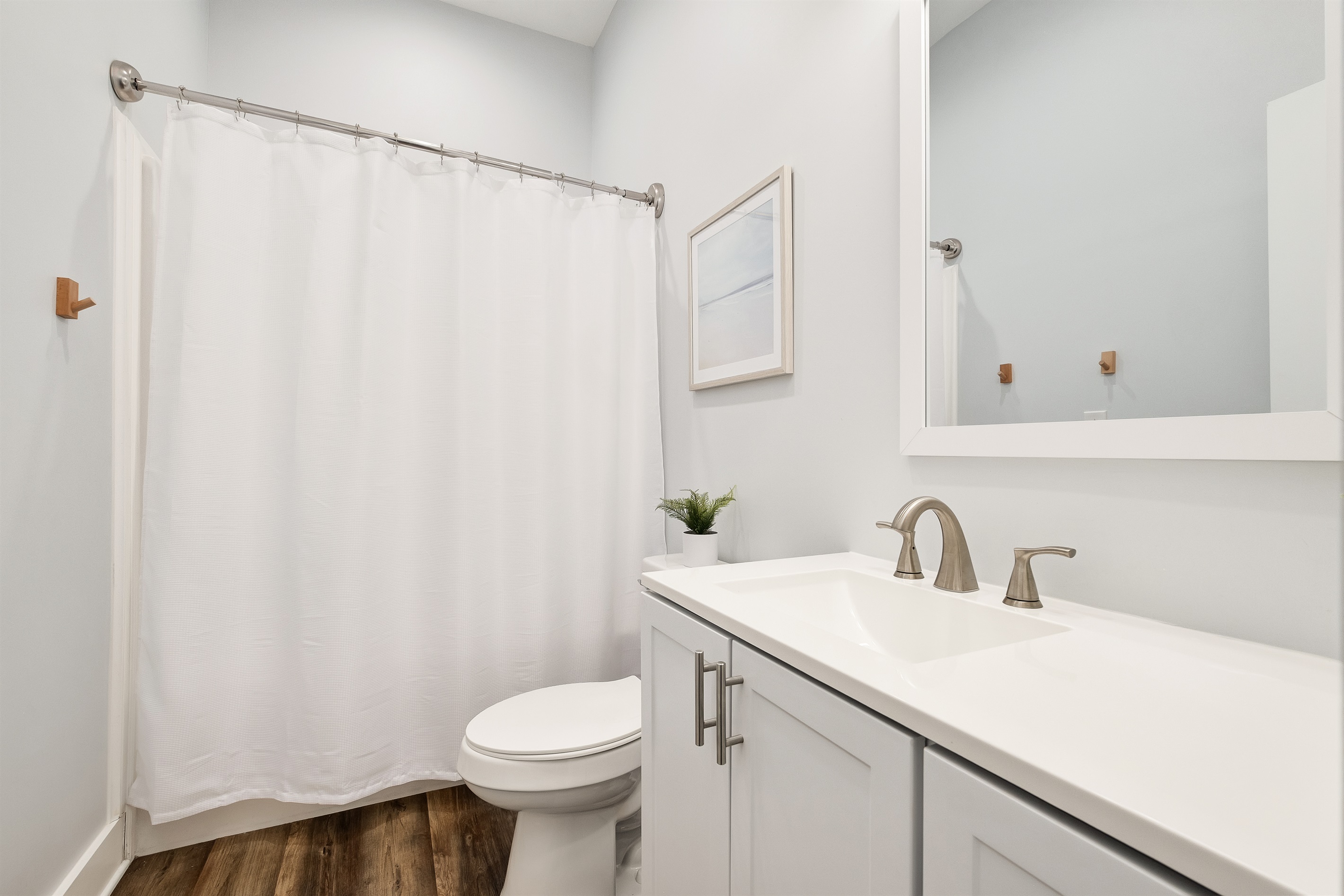 Bathroom #2 - Quick shower or a cozy bubble bath? 