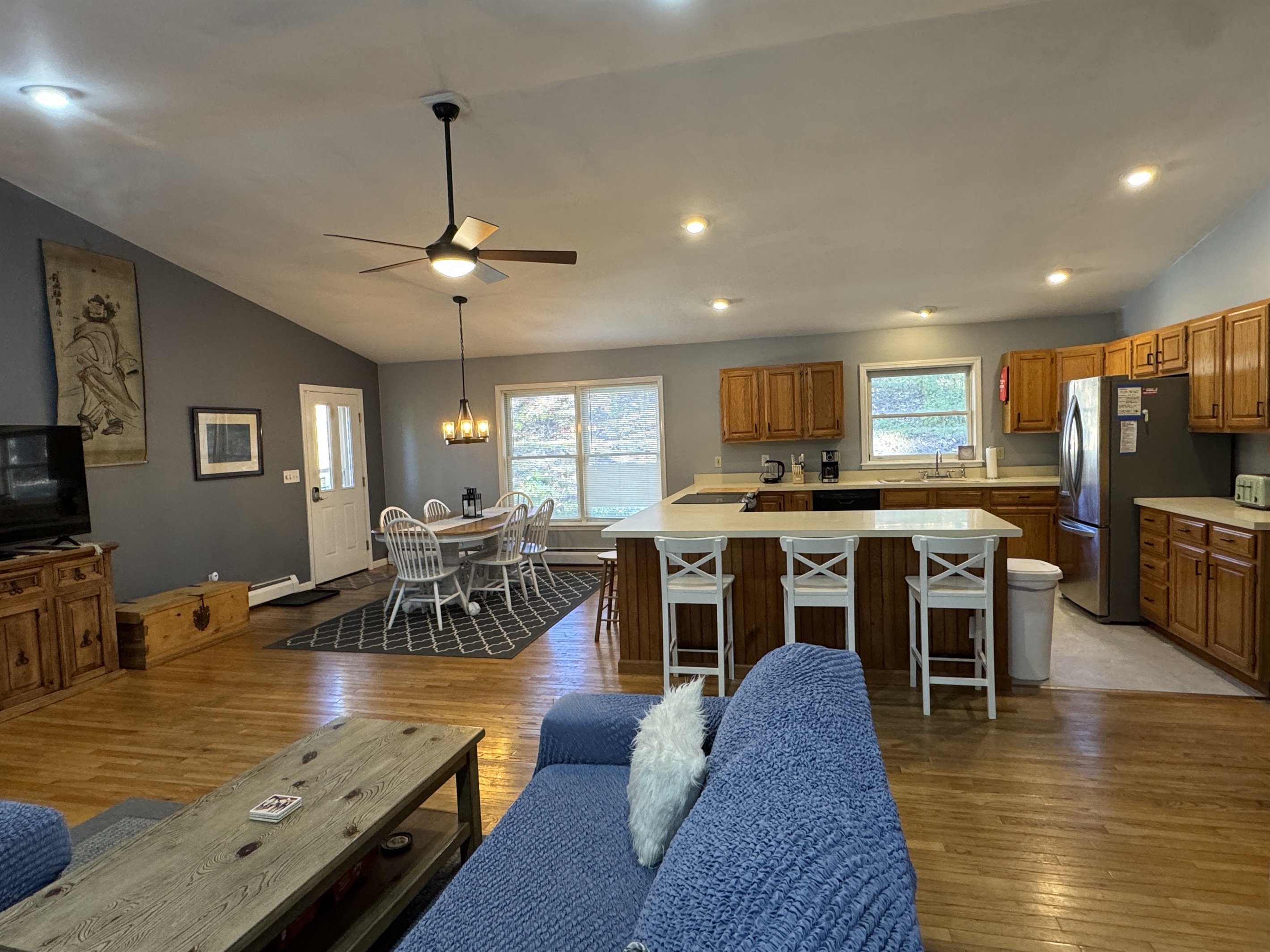 Open concept living/dining area