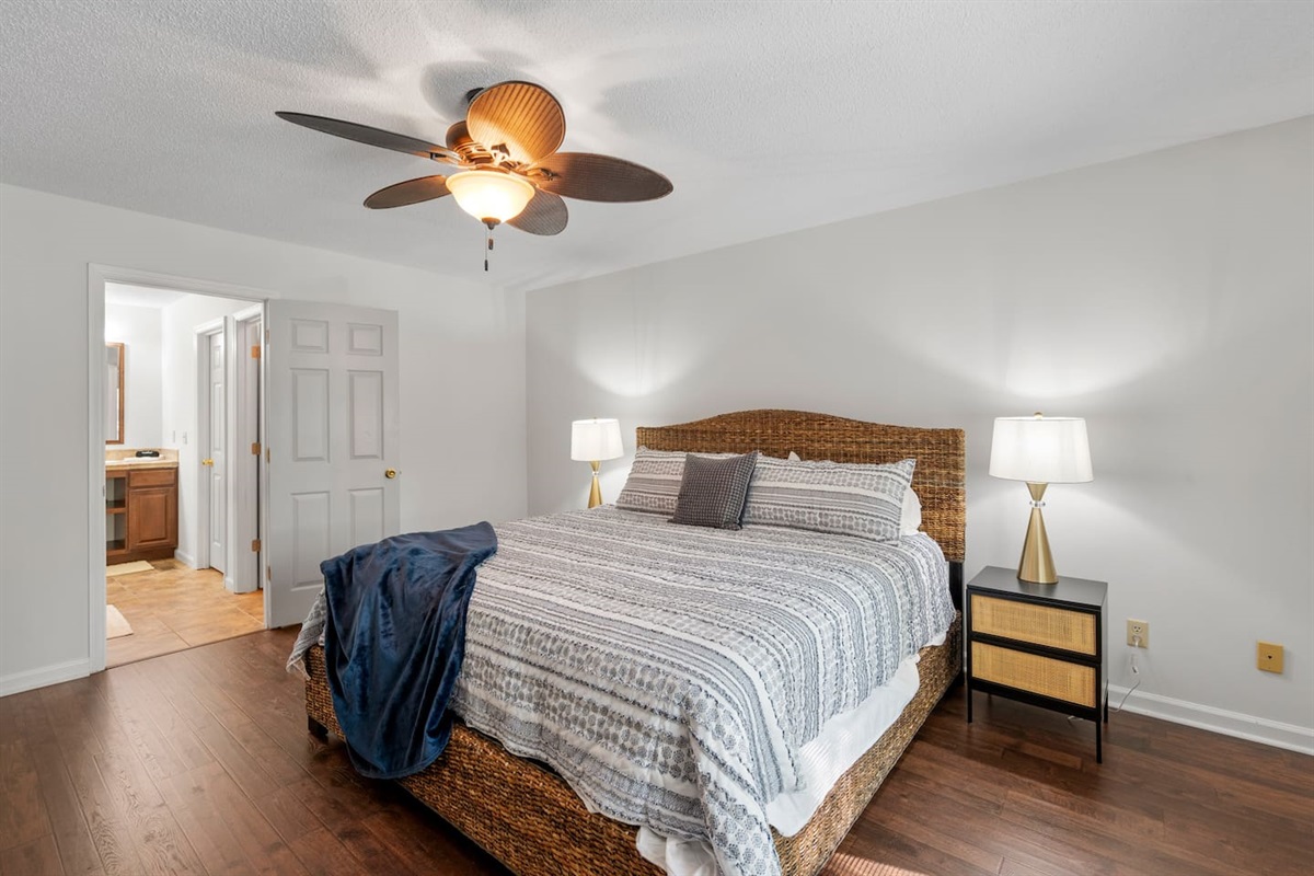 King Bedroom #1