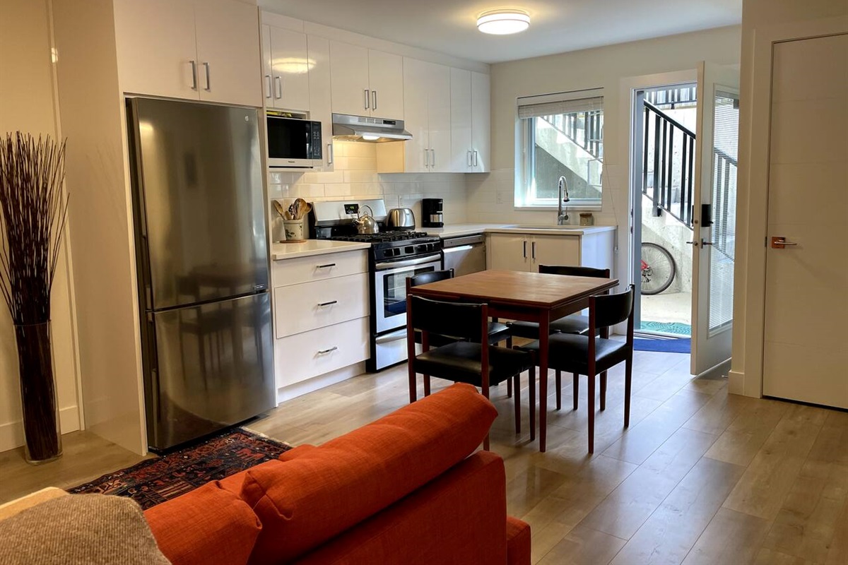 Entrance area to the suite. 