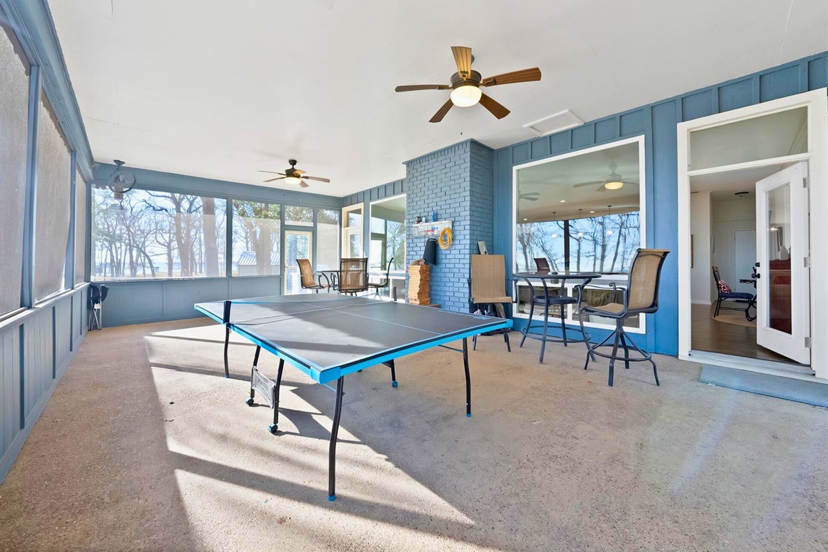 Plenty of outdoor seating and space to lounge, chat, and enjoy the lake breeze.