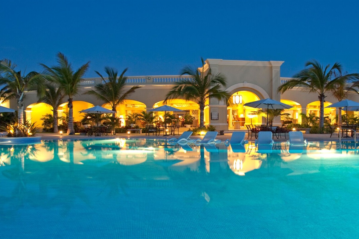 Pool and Beach at Pueblo Bonito Emerald Bay, Vacation Travel Exclusives