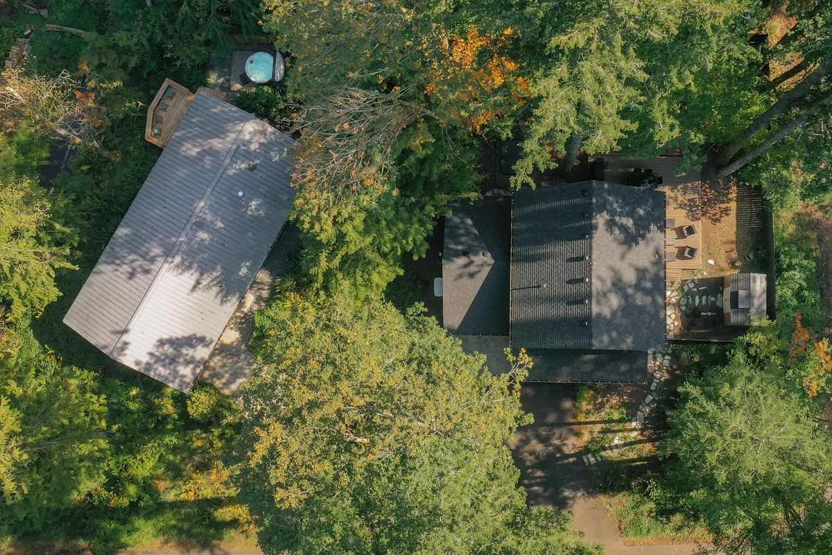 Two cabins, one private forest — an aerial look at everything Mt. Hood Duo Hideaway has to offer.