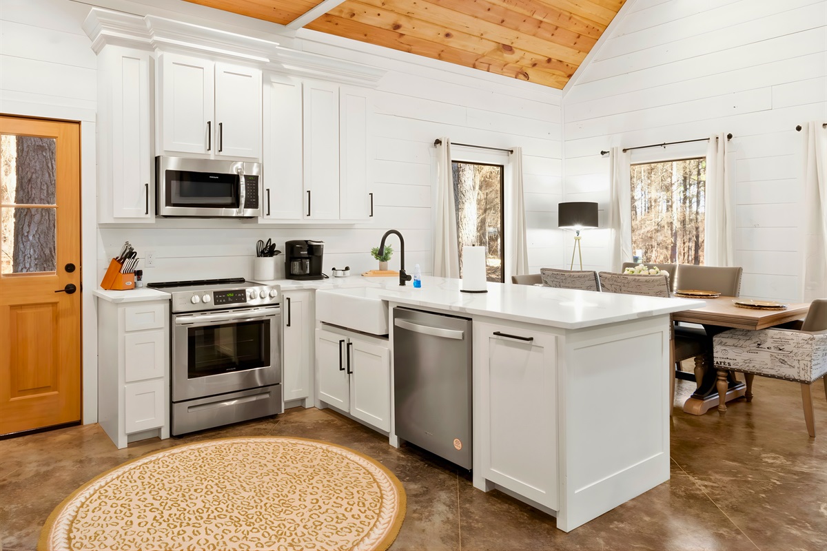 Culinary dreams come true here! Enjoy our modern amenities and spacious kitchen