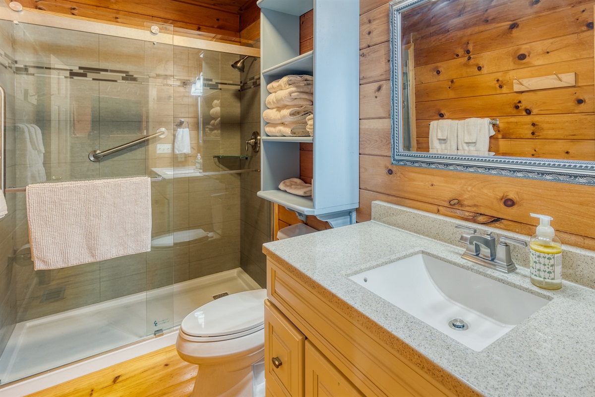 Common Area Bath