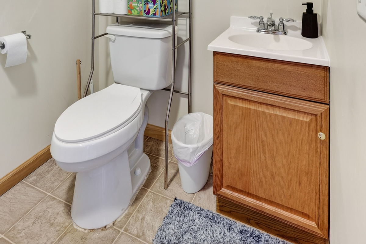 The combination powder room and laundry adds that extra toilet so there's no waiting.
