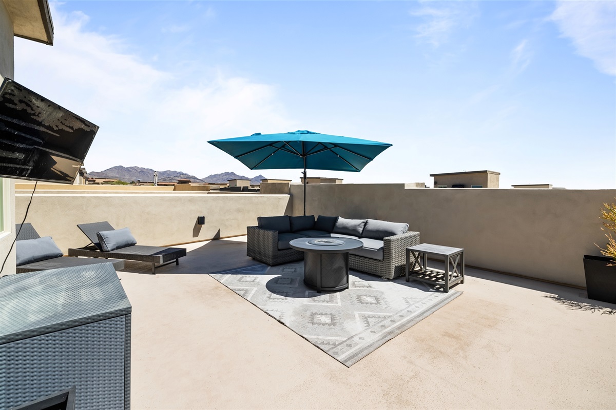 Luna Luxe Rooftop Retreat | 3BR • 2.5BA • Rooftop Deck — Luna Luxe Rooftop | 3BR • 2.5BA • Rooftop Deck, Scottsdale, Arizona — photo 22