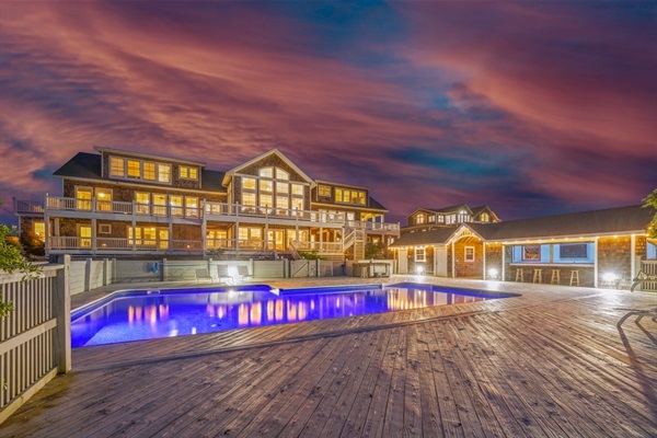 The Mark Twain Oceanfront.