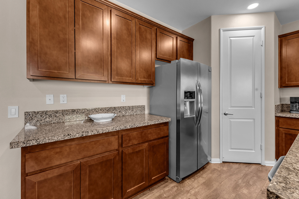 Extra Large Pantry