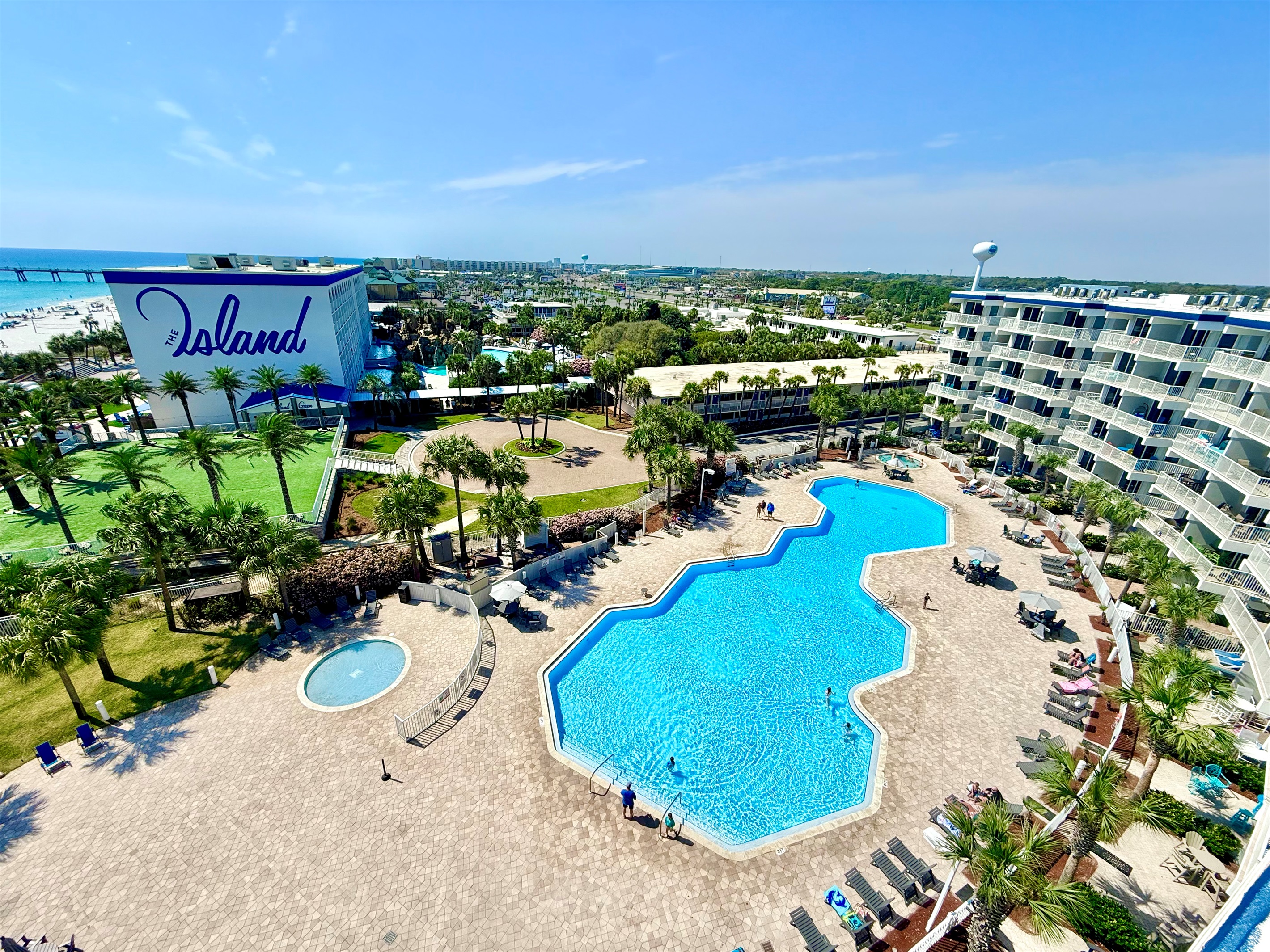 Destin West Gulfside: Pool Deck