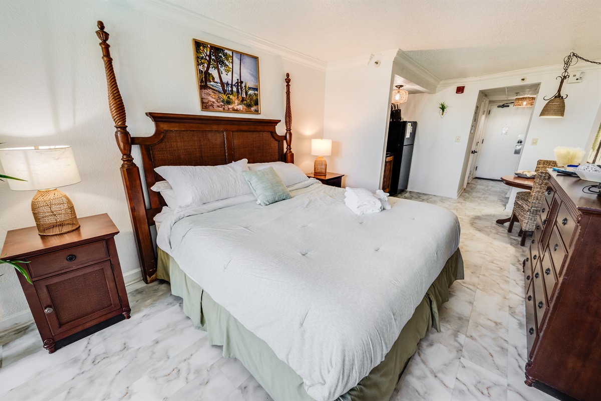 Beautiful Bedroom with Amazing Views