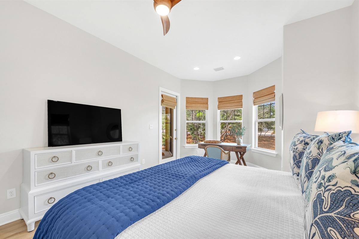 Master Bedroom (King)