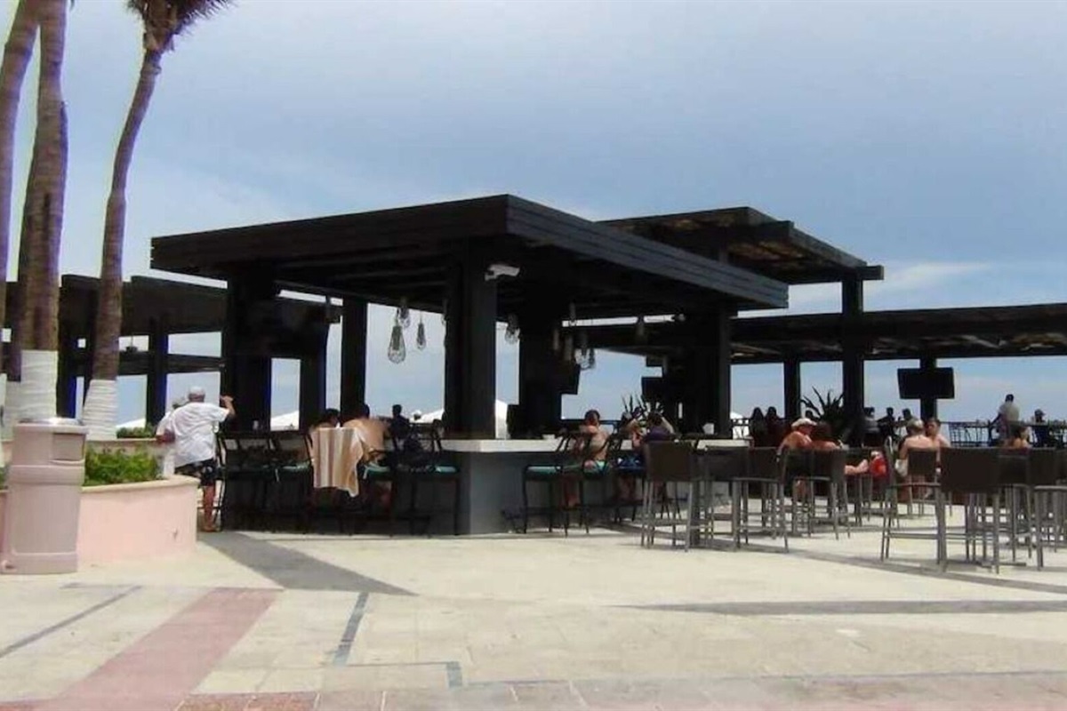 Outdoor Dining at Pueblo Bonito Rose, Vacation Travel Exclusives