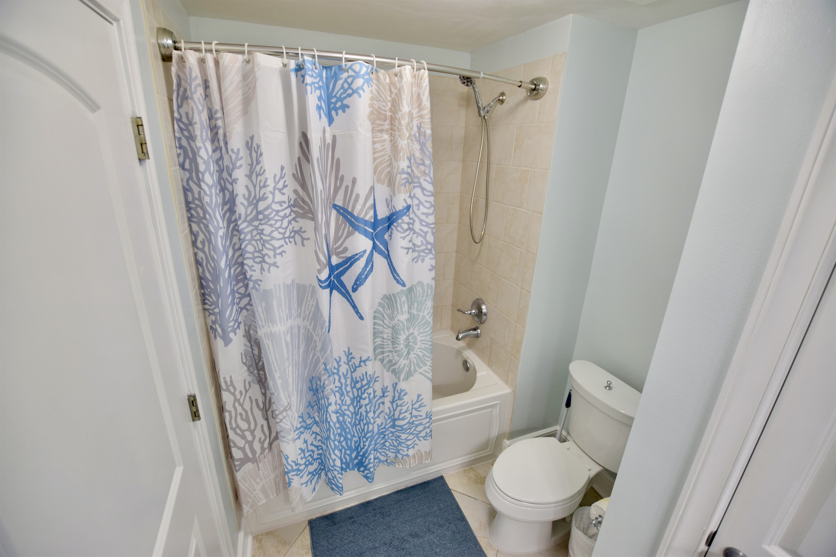 Azure #117: Guest1 Bath
