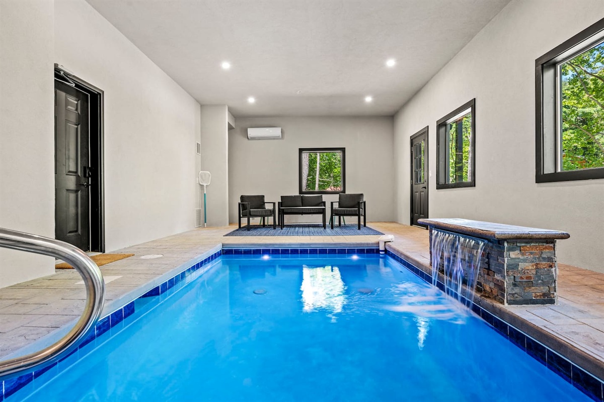 The pool room features a dedicated lounge area, allowing everyone to stay together and enjoy the fun.