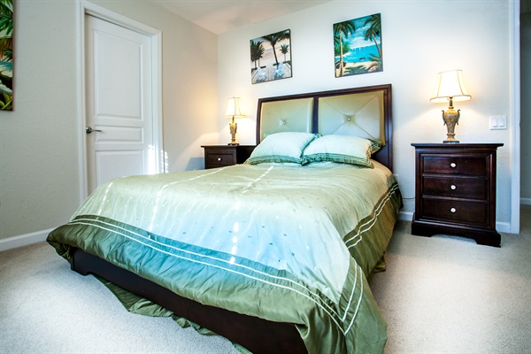 Upstairs Queen Bedroom