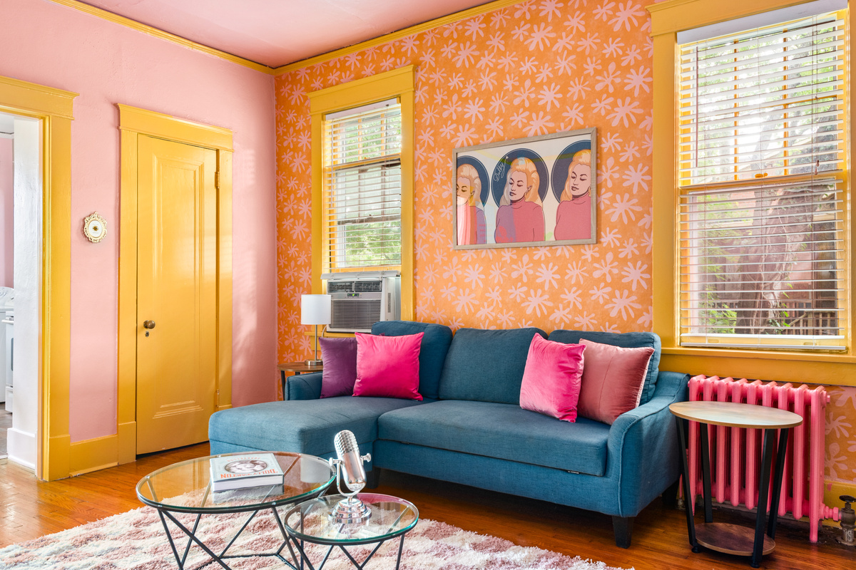 Dolly Suite B Living Room