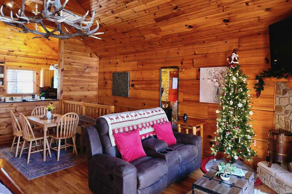 A cozy mountain awaits 🎄 available only winter holidays!  