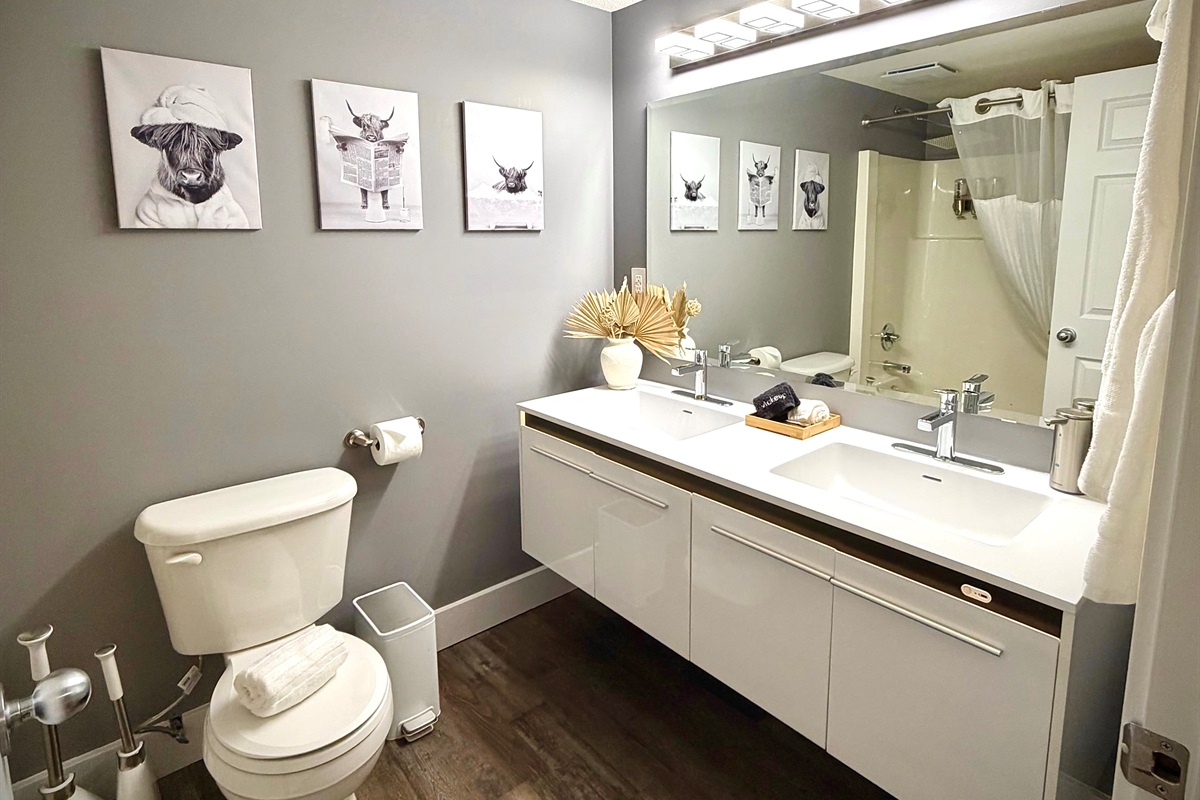 Master Ensuite Bathroom