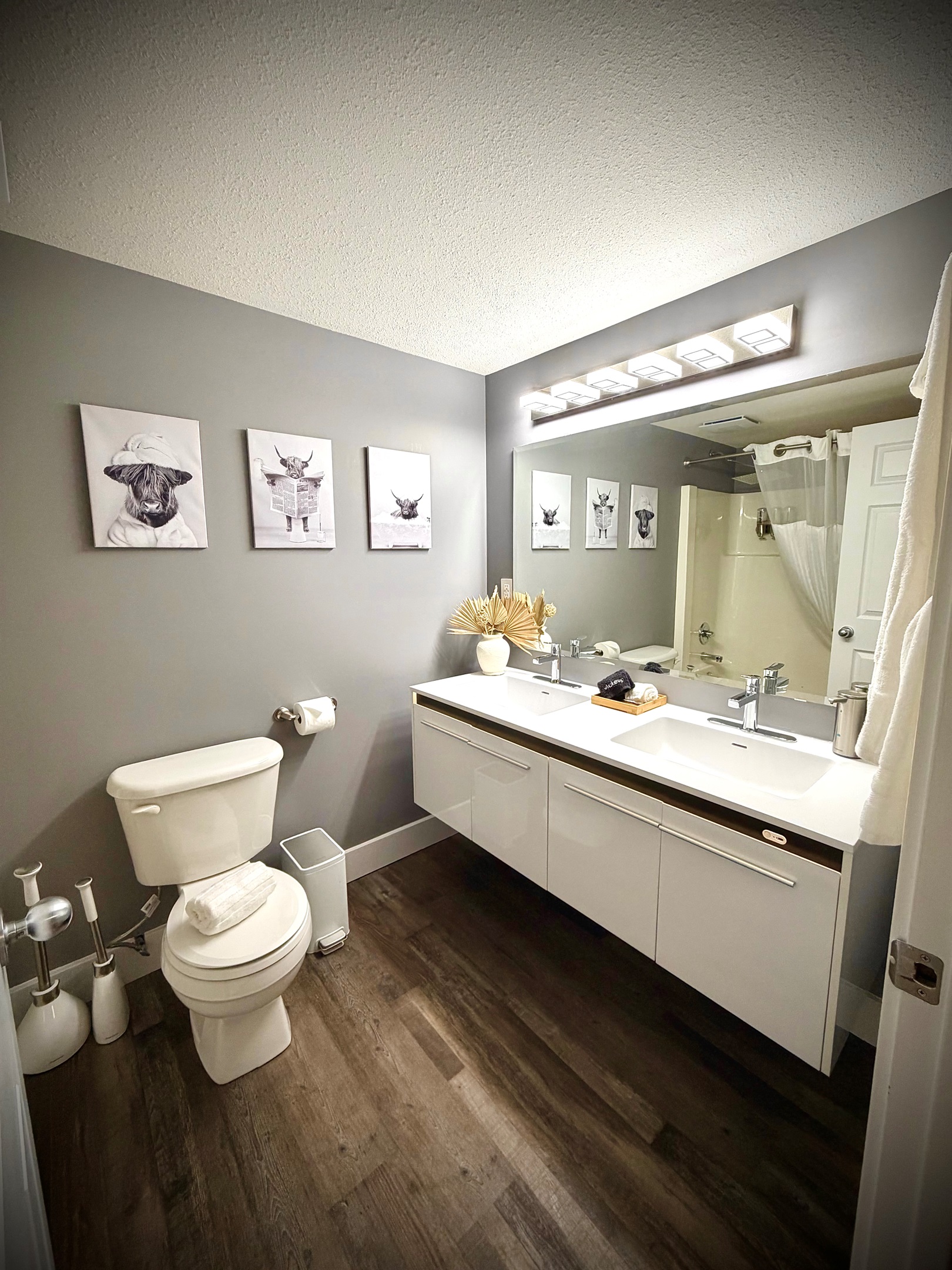 Master Ensuite Bathroom