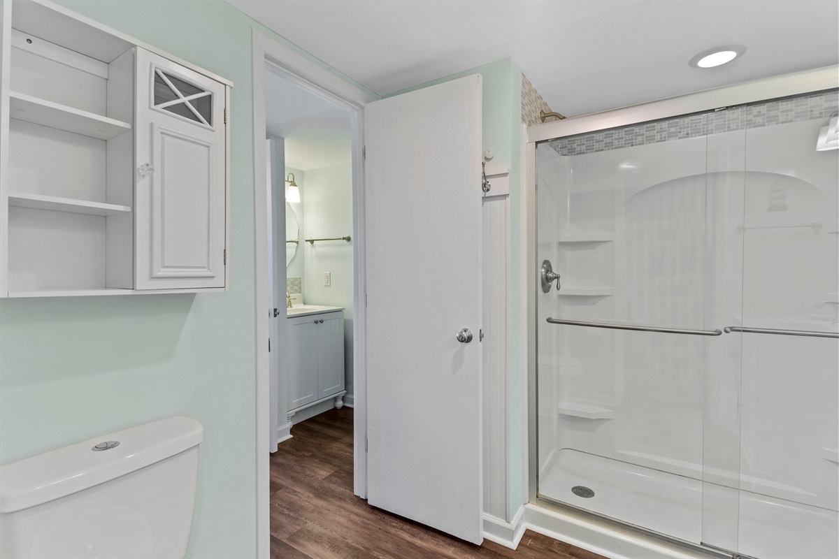 Large Full bathroom with walk in shower