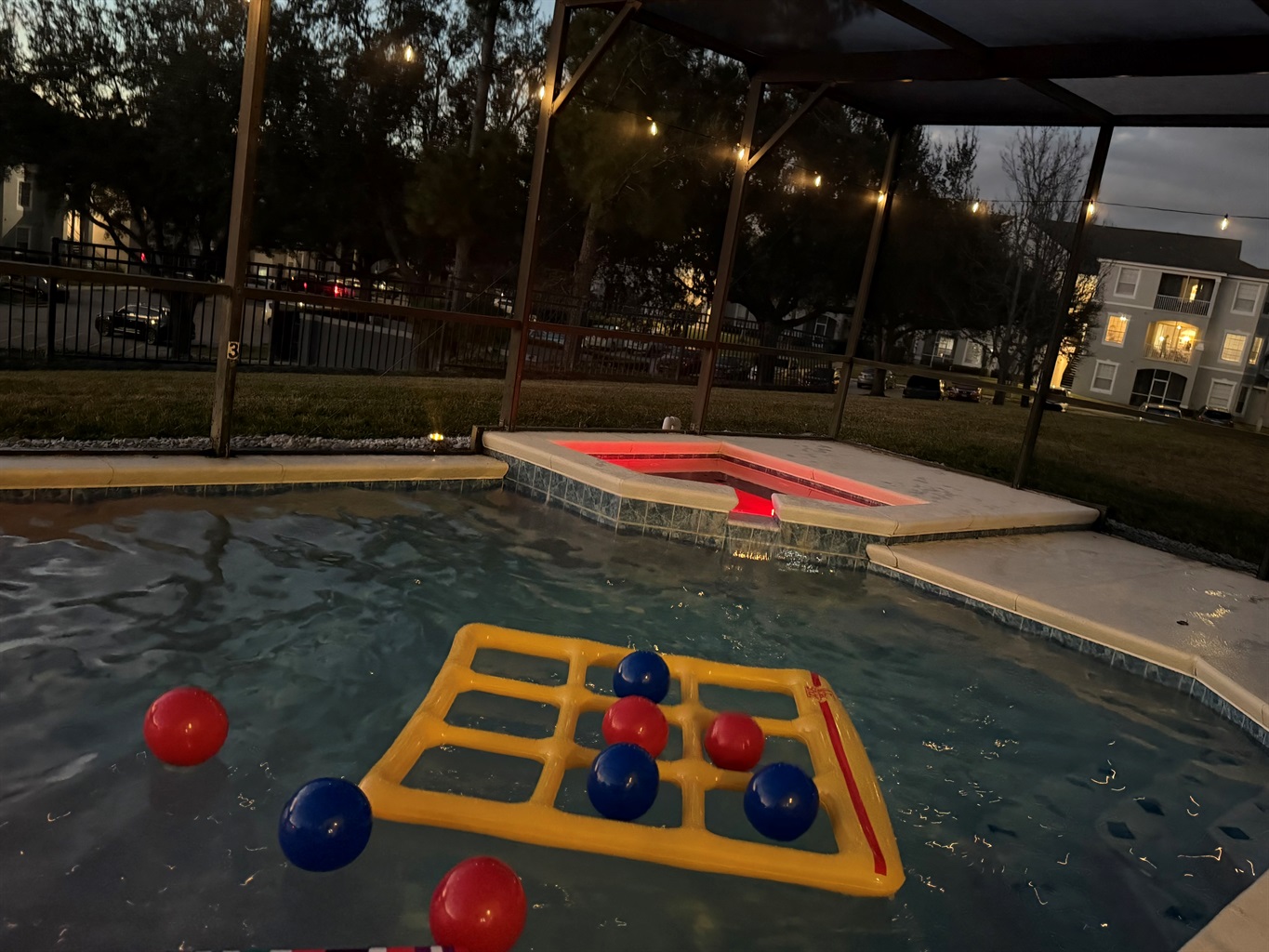Poolside fun for all ages ☀️💦

Float, splash, and challenge each other to a game of poolside tic-tac-toe. From laid-back lounging to friendly competition, the pool toys keep the fun going long after the parks close. 🌴🏊‍♂️