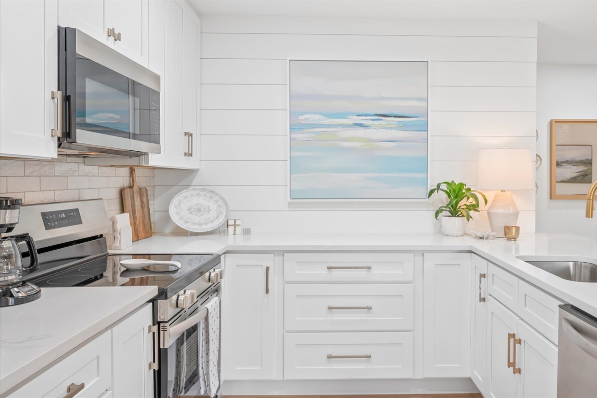 Kitchen with great countertop space