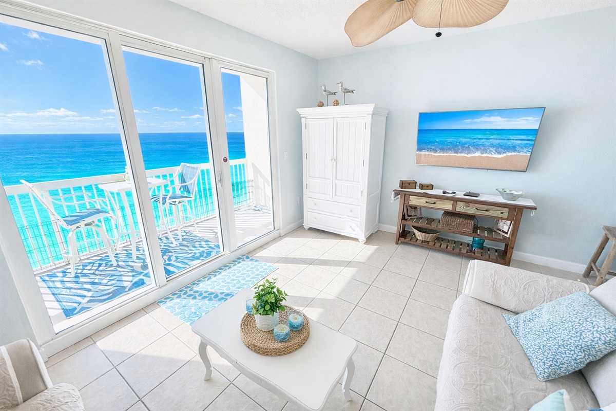 Beautiful views of the gulf from the living room!