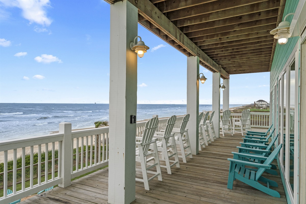 e1f5e0a5a1114659bd5cbc2c6f3a0c18 Large | Beachhouse | Texas | TX | Vacation Homes | Galveston | Crystal Beach | Kokomo | Breezy Days | Beachfront Elegance | Sunrise Serenity | Southern Sands Property Management, LLC