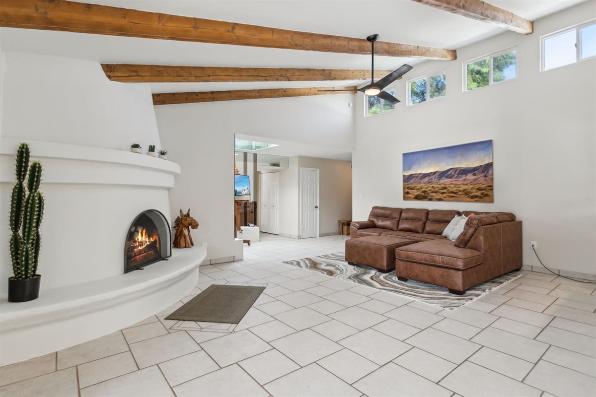 Scottsdale Oasis: Pool & Outdoor Fun | 4bd | 3bth — Scottsdale Oasis: Pool & Outdoor Fun 4/Bed; 3/Bath, Scottsdale, Arizona — photo 6