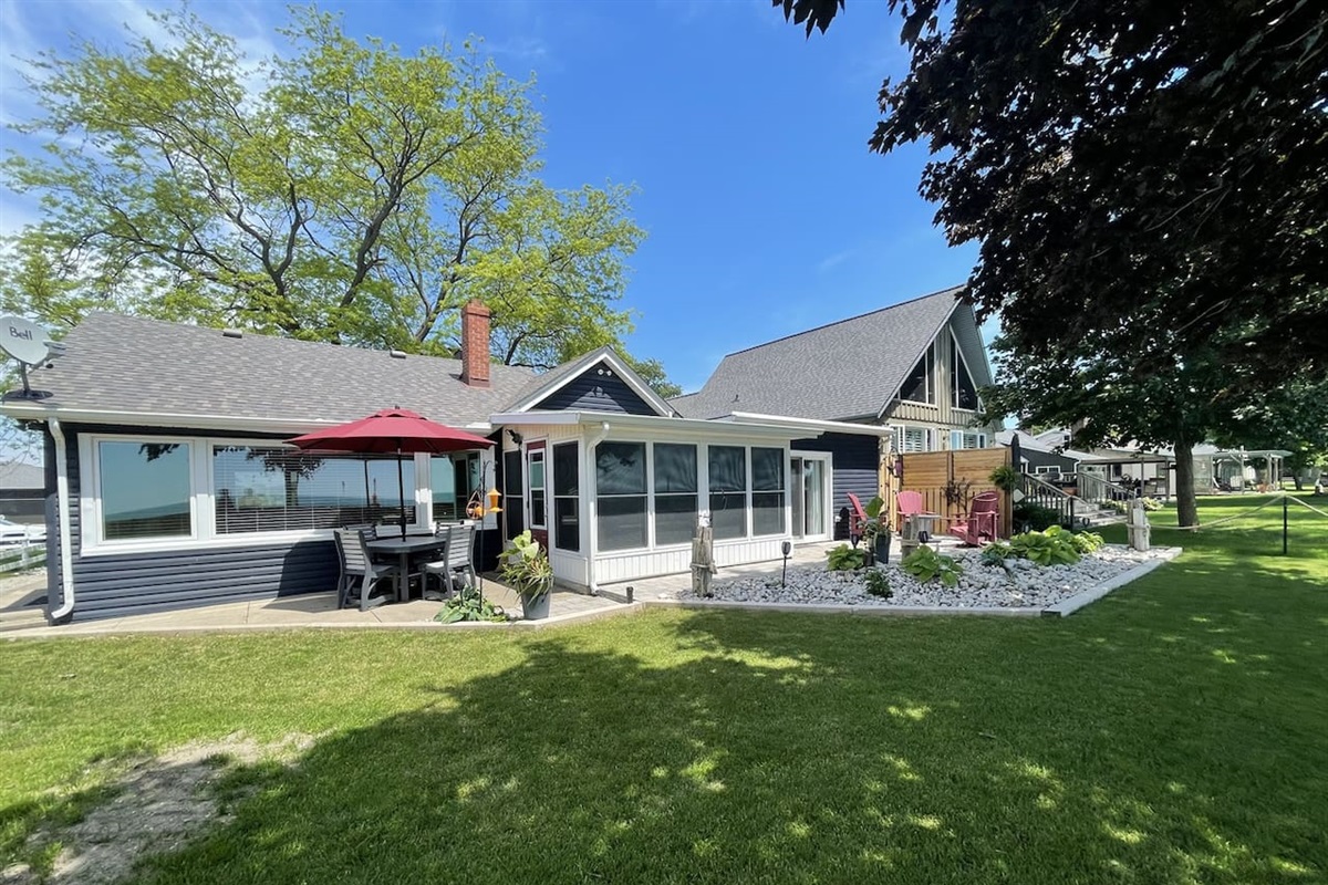 Exterior of the Sunroom