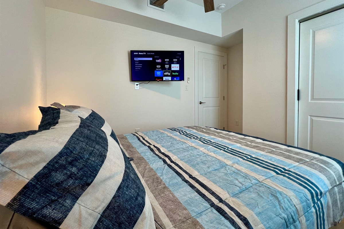 Third Bedroom Upstairs - (1) Queen Bed