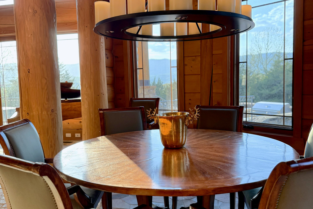 Dining room area with 8 chairs