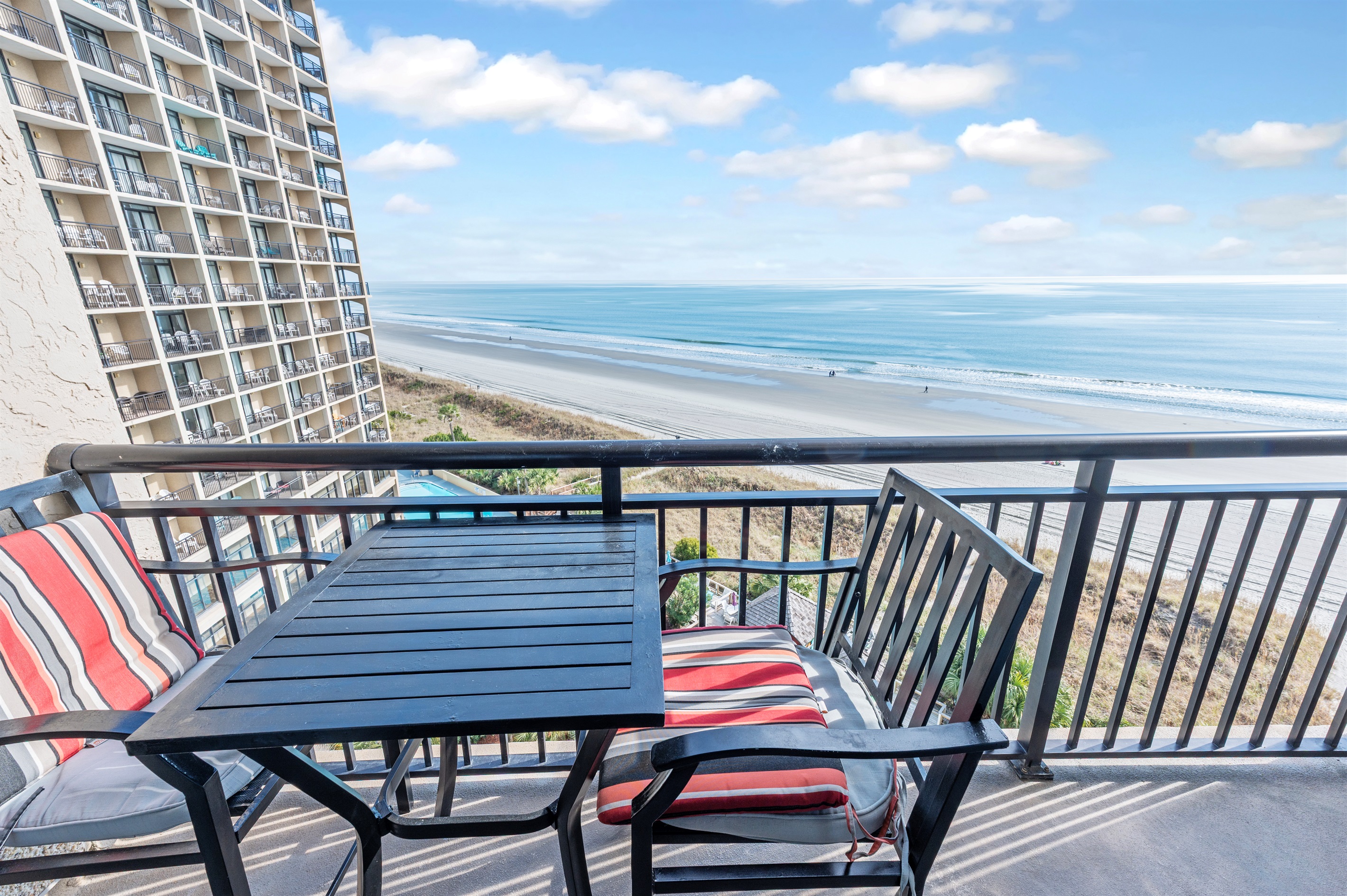 Stunning Oceanfront Remodeled,Flooring,New Kitchen 3
