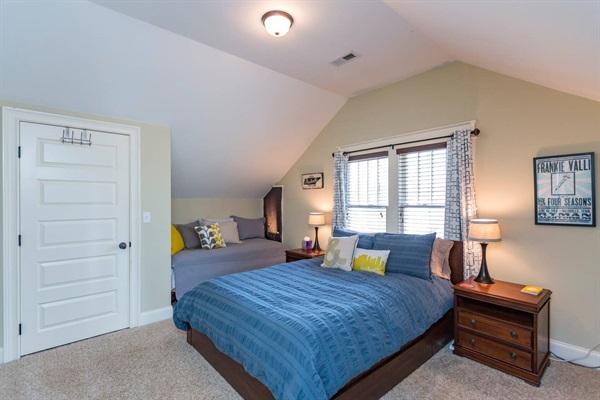McClurkin BLUE rental in Nashville
