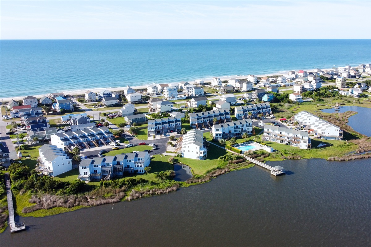 Oceanfront townhouses and condos in North Topsail