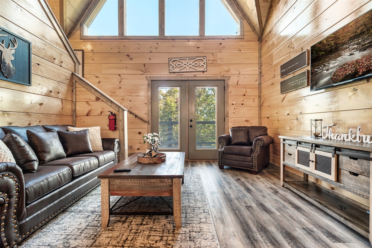 Comfortable Seating & Warm Cabin Atmosphere