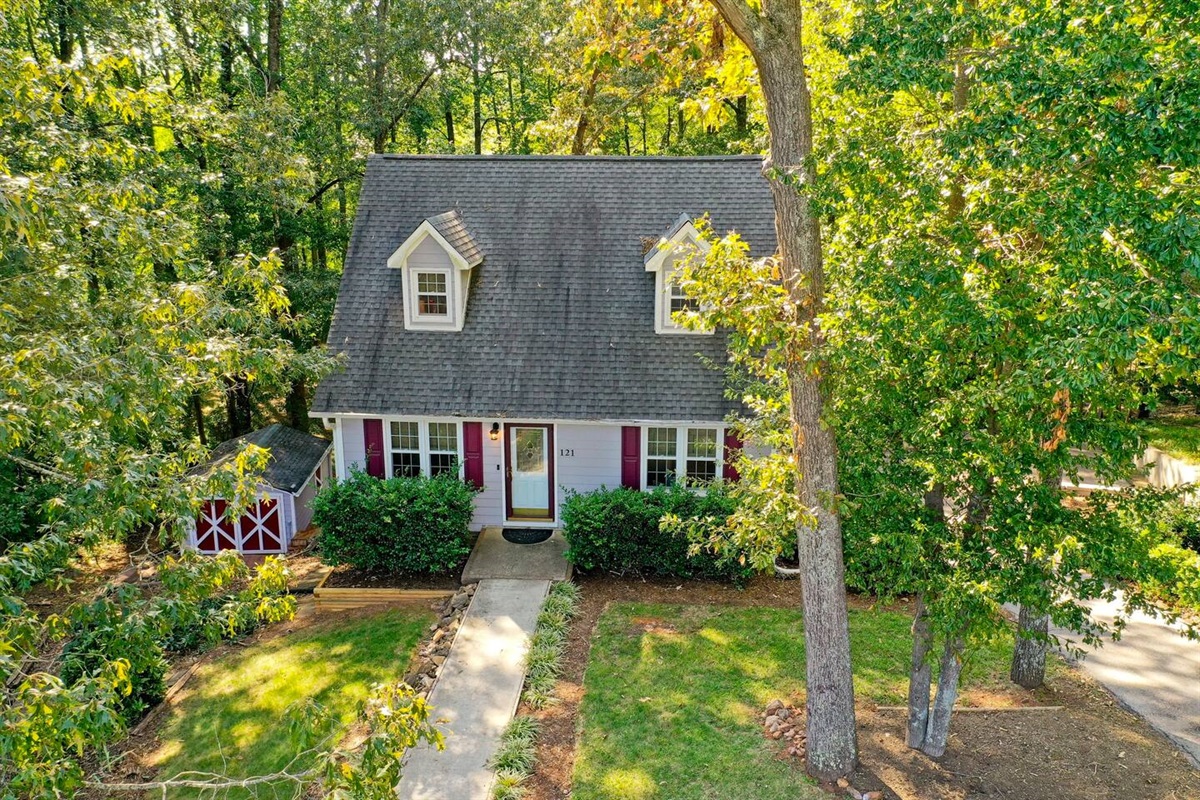 This beautiful home sits at the end of a quiet neighborhood, so that you can have the peace and quiet that you need to relax and recharge!