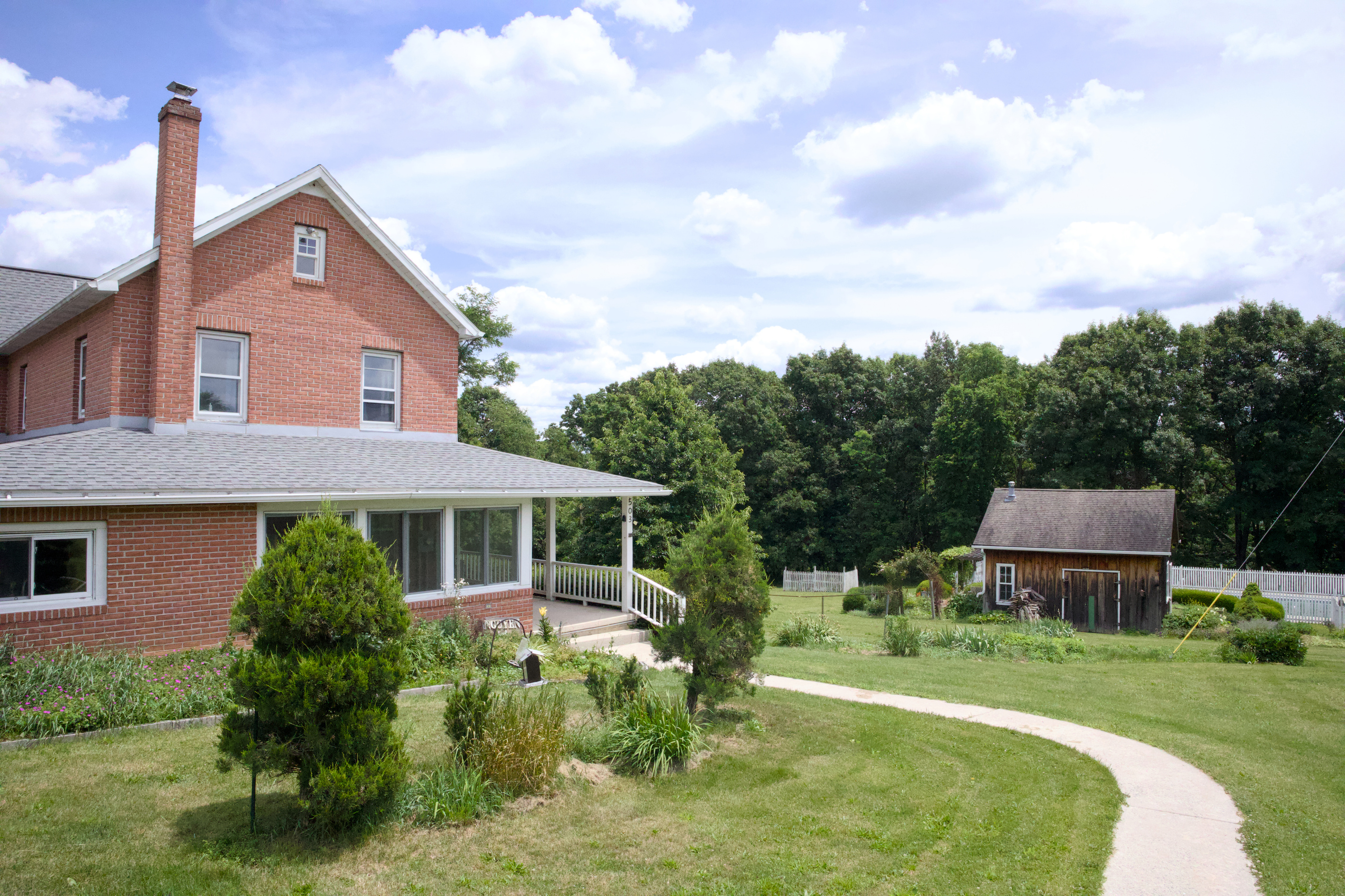 An entrance to the Homestead