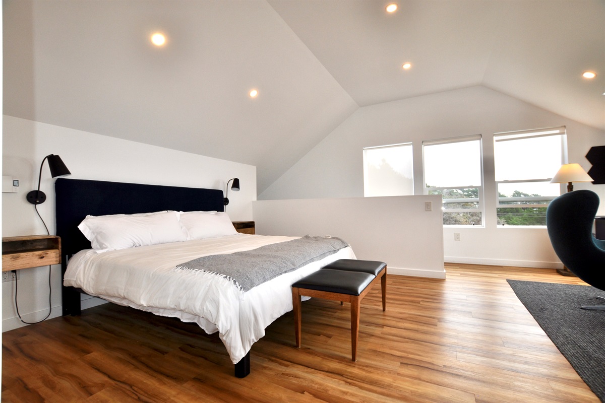 King bed with quality linens and plenty of room.
