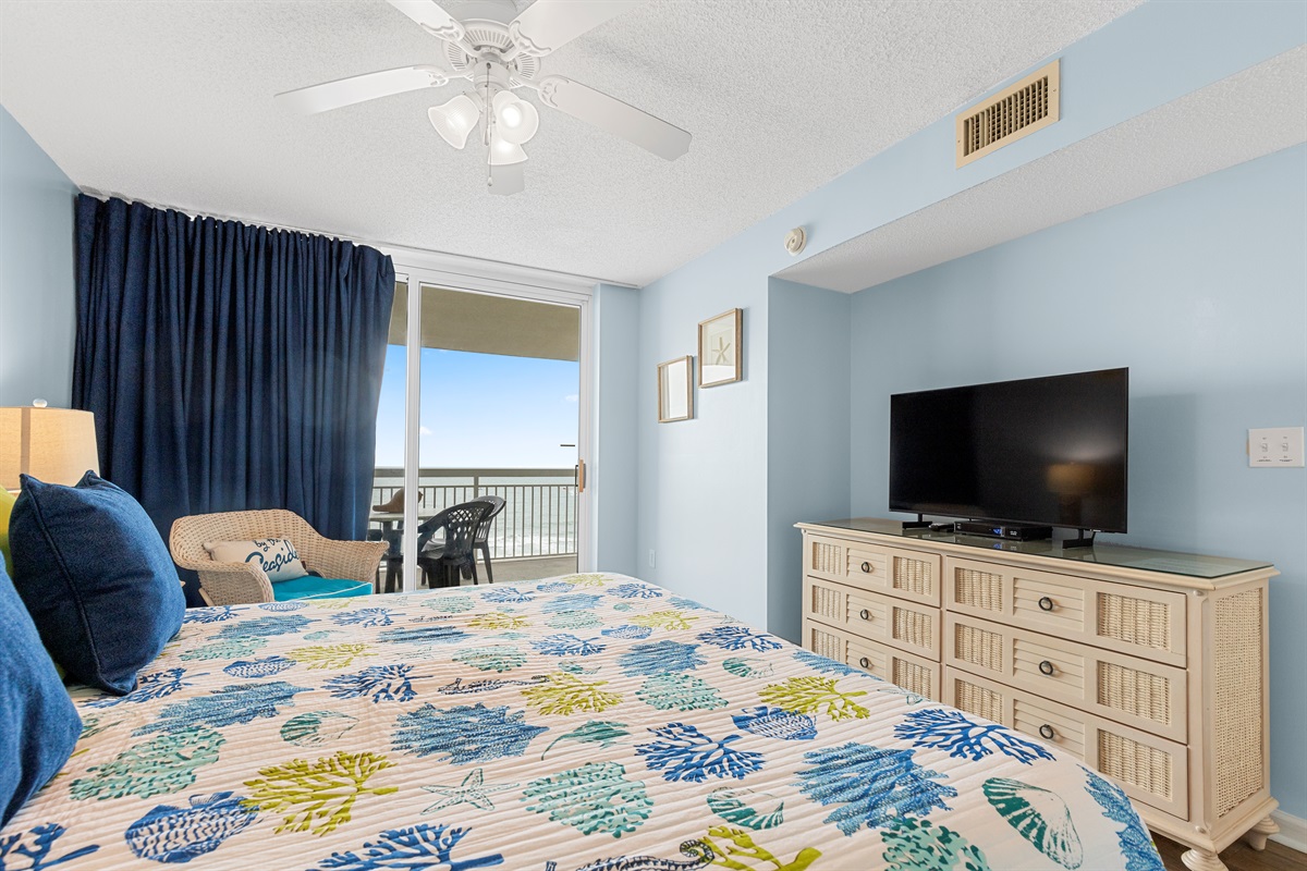 Main Bedroom with King bed